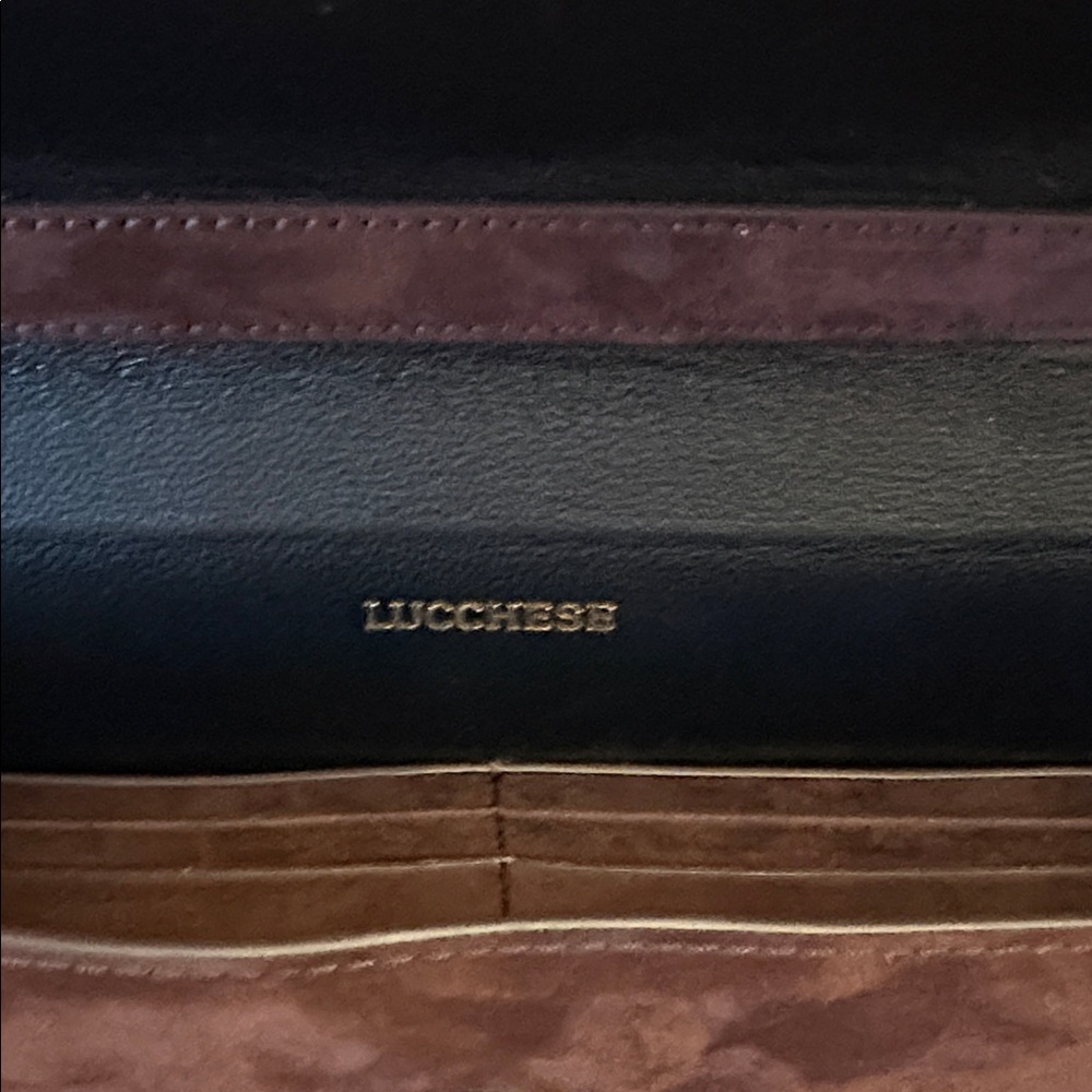 Lucchese Burgundy Suede Fringe Shoulder Bag - Picture 5 of 11